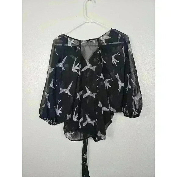 Black Rainn Sheer Thin Kimono Small Black White Bird Pattern Tie Front V Neck - Picture 3 of 4